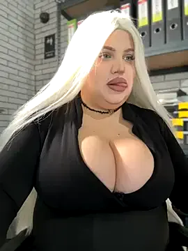 Eliaden on StripChat