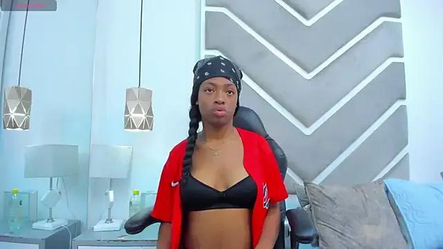 ElisabettaMonroy from StripChat is Freechat
