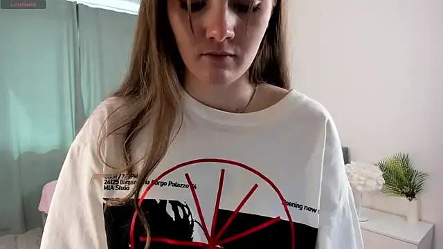 ElissaPeco from StripChat is Freechat
