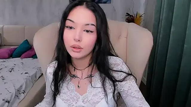ElizabethParkk from StripChat is Freechat