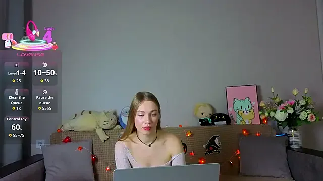 Freechat ElizaPurrr on StripChat