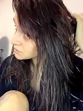EllaBlowy from StripChat is Freechat