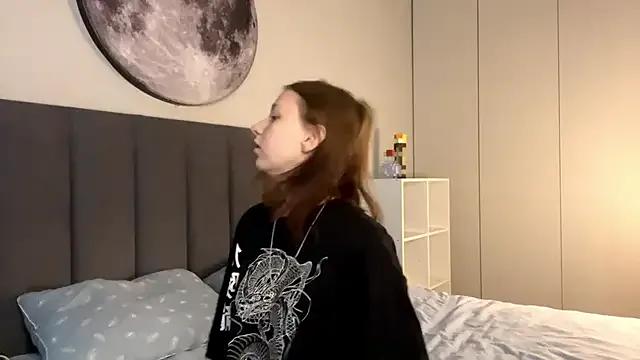 EllieDream from StripChat is Freechat