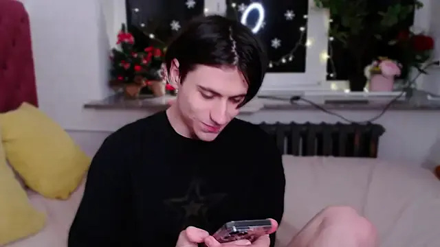 Freechat Ellis_Rin on StripChat