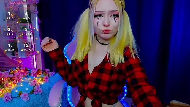 ElswythCovil from StripChat is Freechat