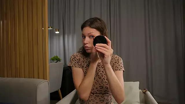 ElwynaBrickell from StripChat is Freechat