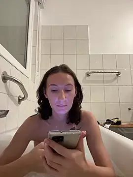 Freechat Emilia_Mausi on StripChat