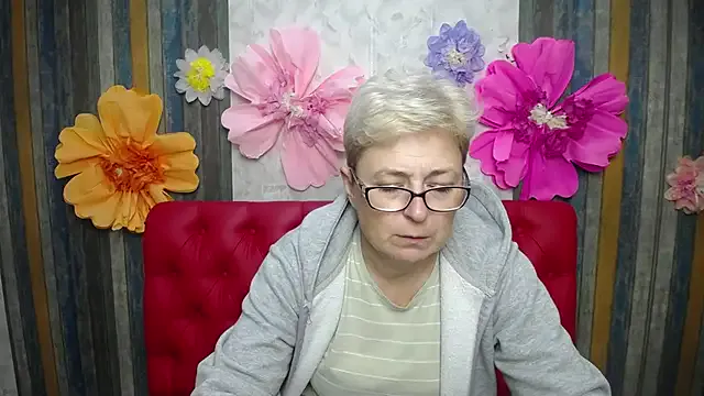 Freechat EmiliaGree on StripChat