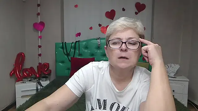 Freechat EmiliaGree on StripChat