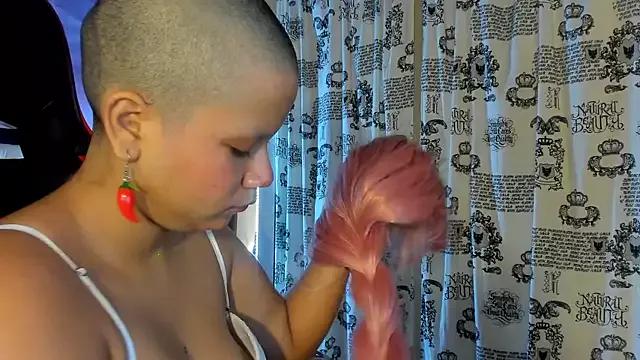 emily15 from StripChat is Freechat