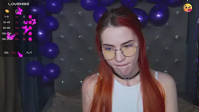 Private Emily_Kente on StripChat