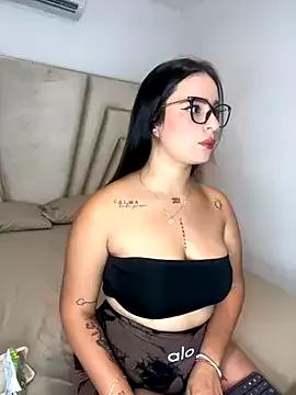 Emily_Kurth from StripChat is Freechat