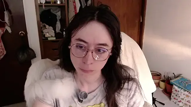 Freechat emily_pearl_ on StripChat