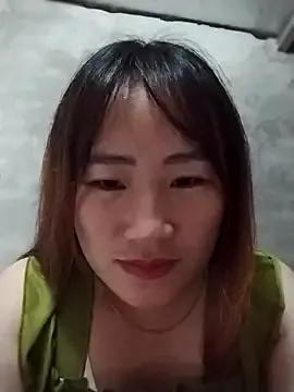 Freechat emini-xx on StripChat