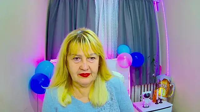 EmmaEllison from StripChat is Freechat