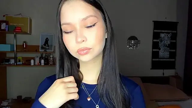 Freechat EmmaJonse on StripChat