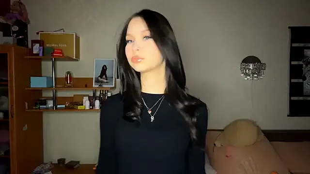 Freechat EmmaJonse on StripChat