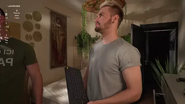 Freechat enjoy_me on StripChat