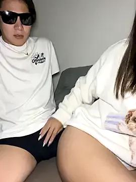 Erokami36 from StripChat