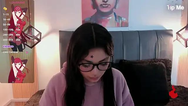 Evaa_rosee_ from StripChat is Freechat