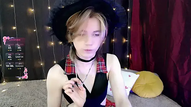 Freechat evan_reinhart on StripChat