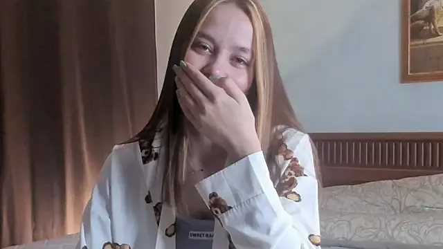 Freechat FalineDowlen on StripChat