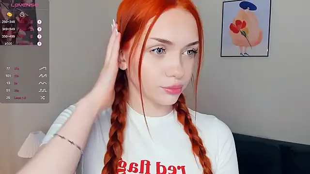 Freechat Foxy_blush on StripChat