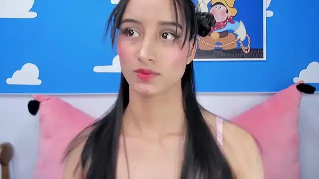 foxy_loren from StripChat is Freechat