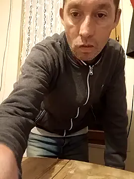 Freechat frederic198 on StripChat