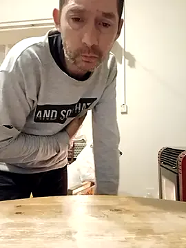 Freechat frederic198 on StripChat