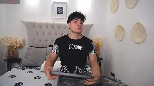 FrexFlame from StripChat is Freechat
