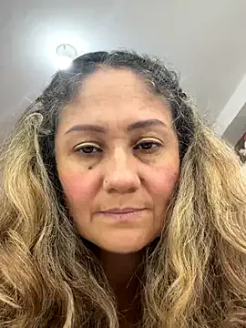 Freechat gabiTetas on StripChat