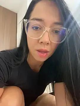 gaby_wild_fire from StripChat is Freechat