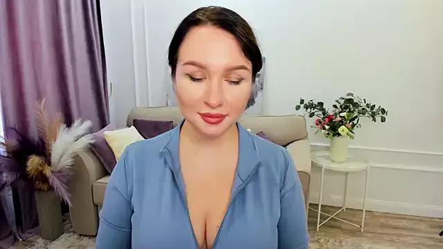 GlassOfLove from StripChat is Freechat