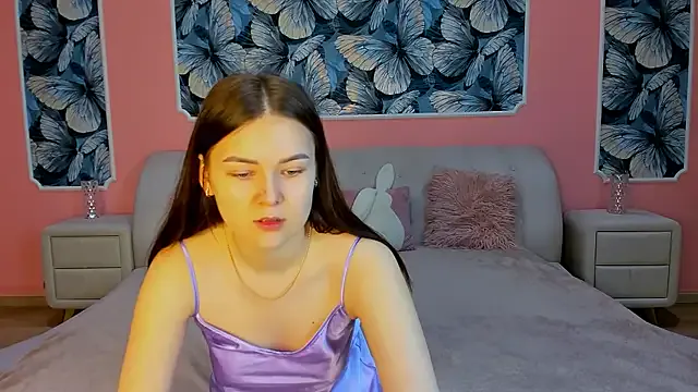 Freechat GLORIA_BLOOM on StripChat