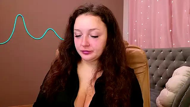 GloriNichols from StripChat
