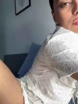Goddes-Splashes from StripChat is Freechat