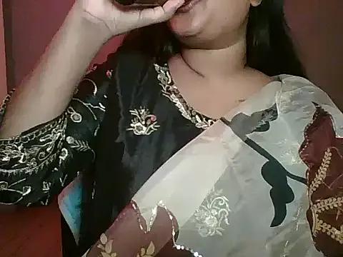 Gummy_girl from StripChat is Freechat