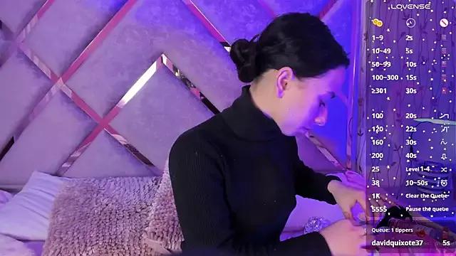 hanna__azumi from StripChat is Freechat