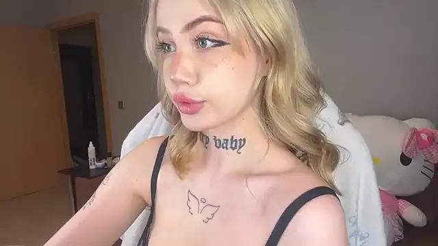 hanna_cry_baby from StripChat is Freechat