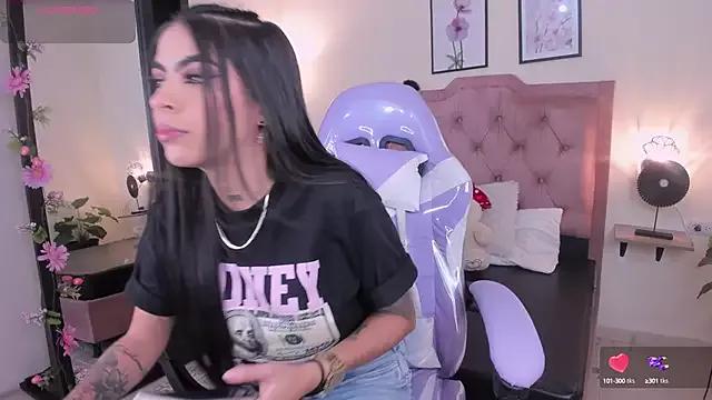 HannaColleman from StripChat