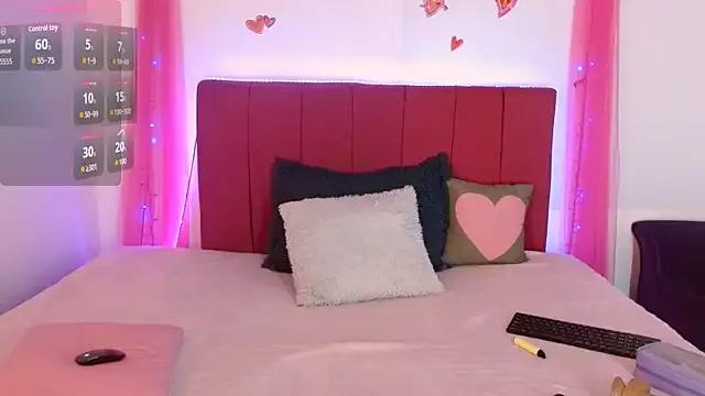 Hannia_baileys from StripChat
