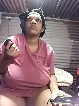 HappygalTheQueen from StripChat is Freechat