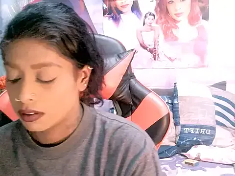 Freechat Harl3ysugar4u on StripChat