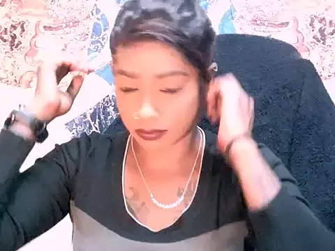 Freechat Harl3ysugar4u on StripChat