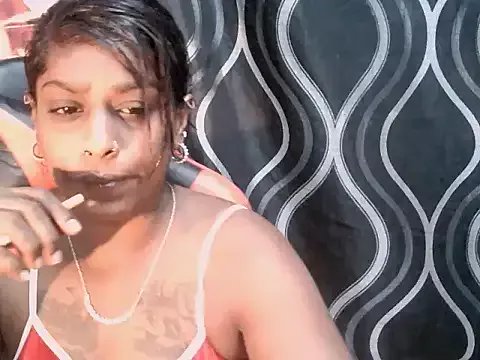 Freechat Harl3ysugar4u on StripChat