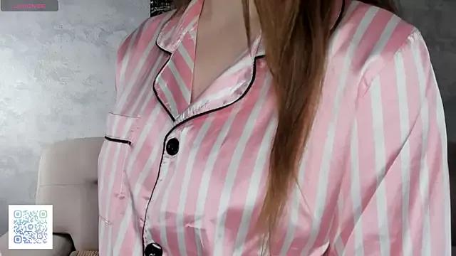 HeikeBushrod from StripChat is Freechat