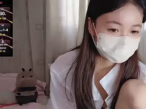 Freechat HeIlo-Honey on StripChat