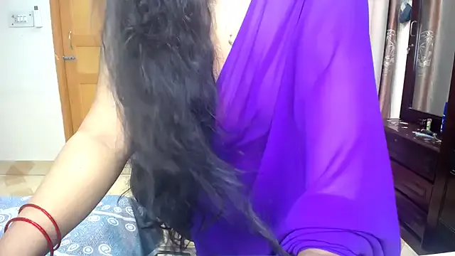 Freechat Hey__malabika on StripChat