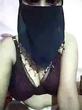 hezabi_queen07 from StripChat is Freechat